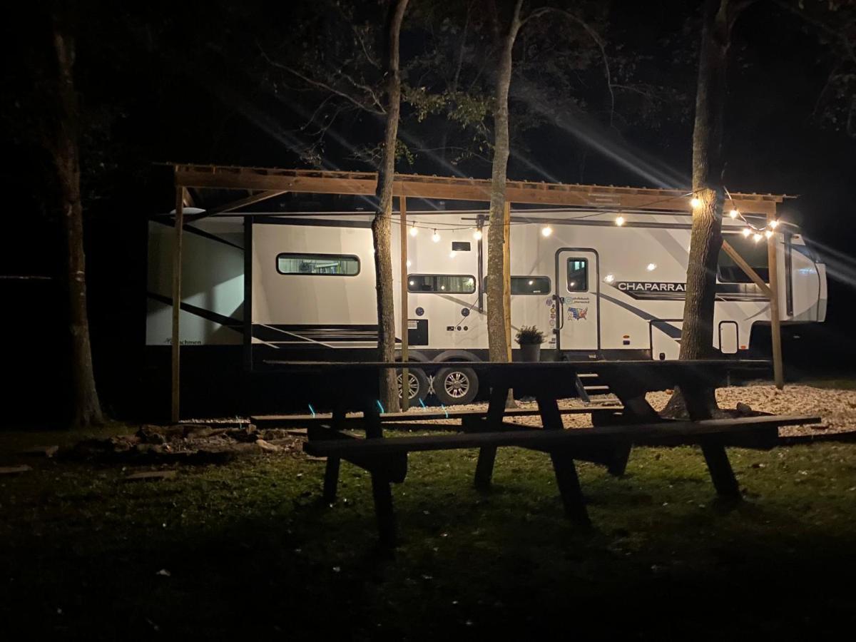 Cozy Rv Experience W/Pool+Spa Near Lake Conroe Willis Экстерьер фото